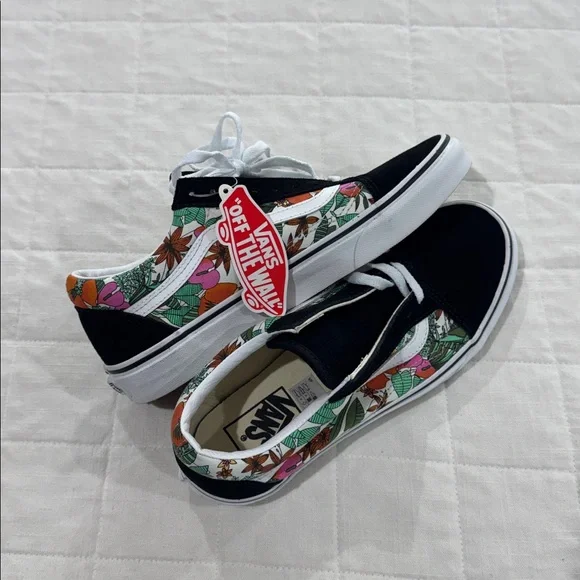 Vans Old Skool Tropical Print Shoes - Picture 8 of 12